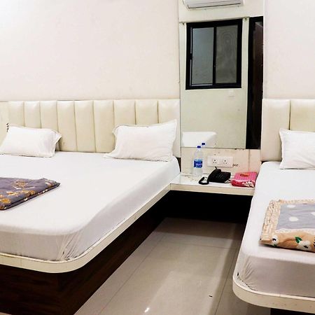 Hotel Gayatri Palace Godarpura Dış mekan fotoğraf