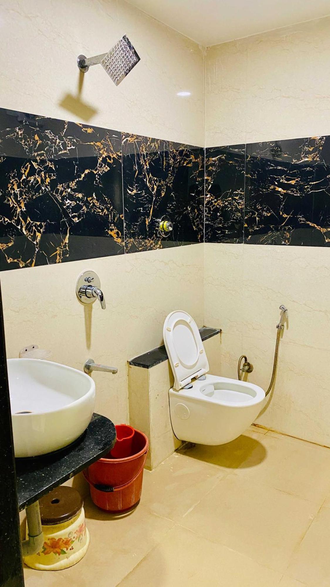 Hotel Gayatri Palace Godarpura Dış mekan fotoğraf